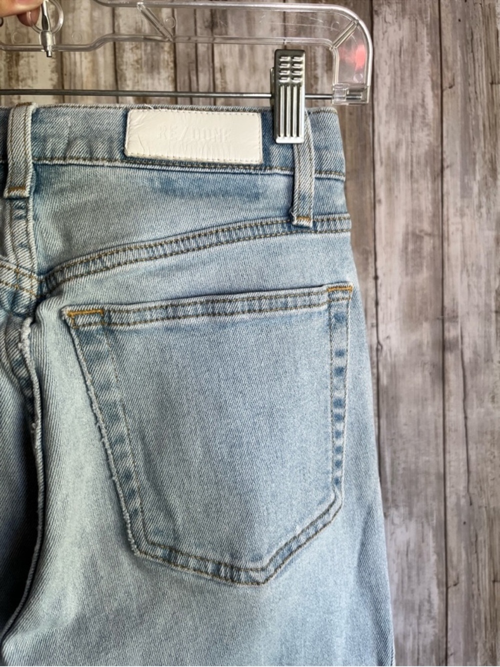 RE/DONE 80s Slim Straight Distressed Light Wash Jeans Size 26 - Picture 5 of 9